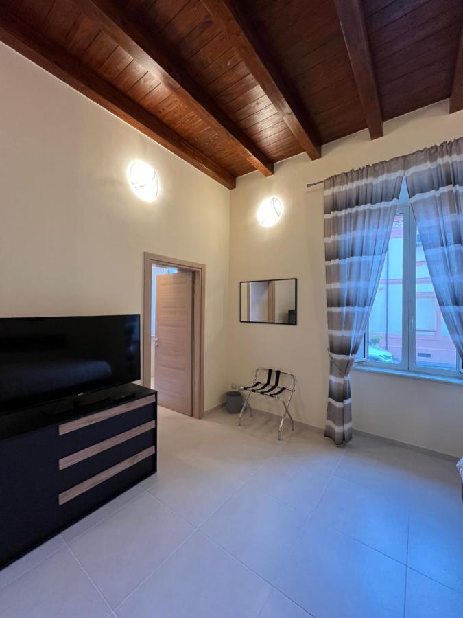 In Centro Rooms And Apartments Isola di Liri Exteriér fotografie