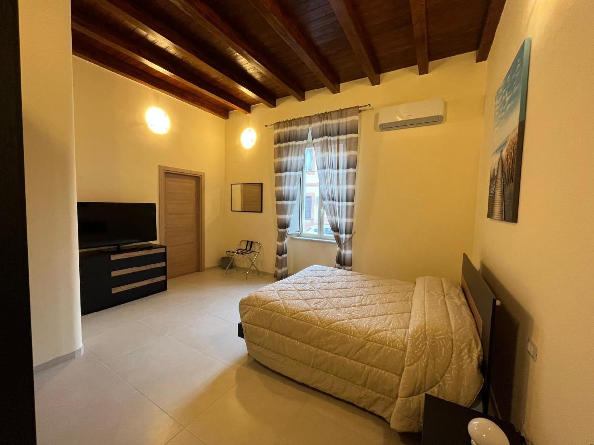 In Centro Rooms And Apartments Isola di Liri Exteriér fotografie