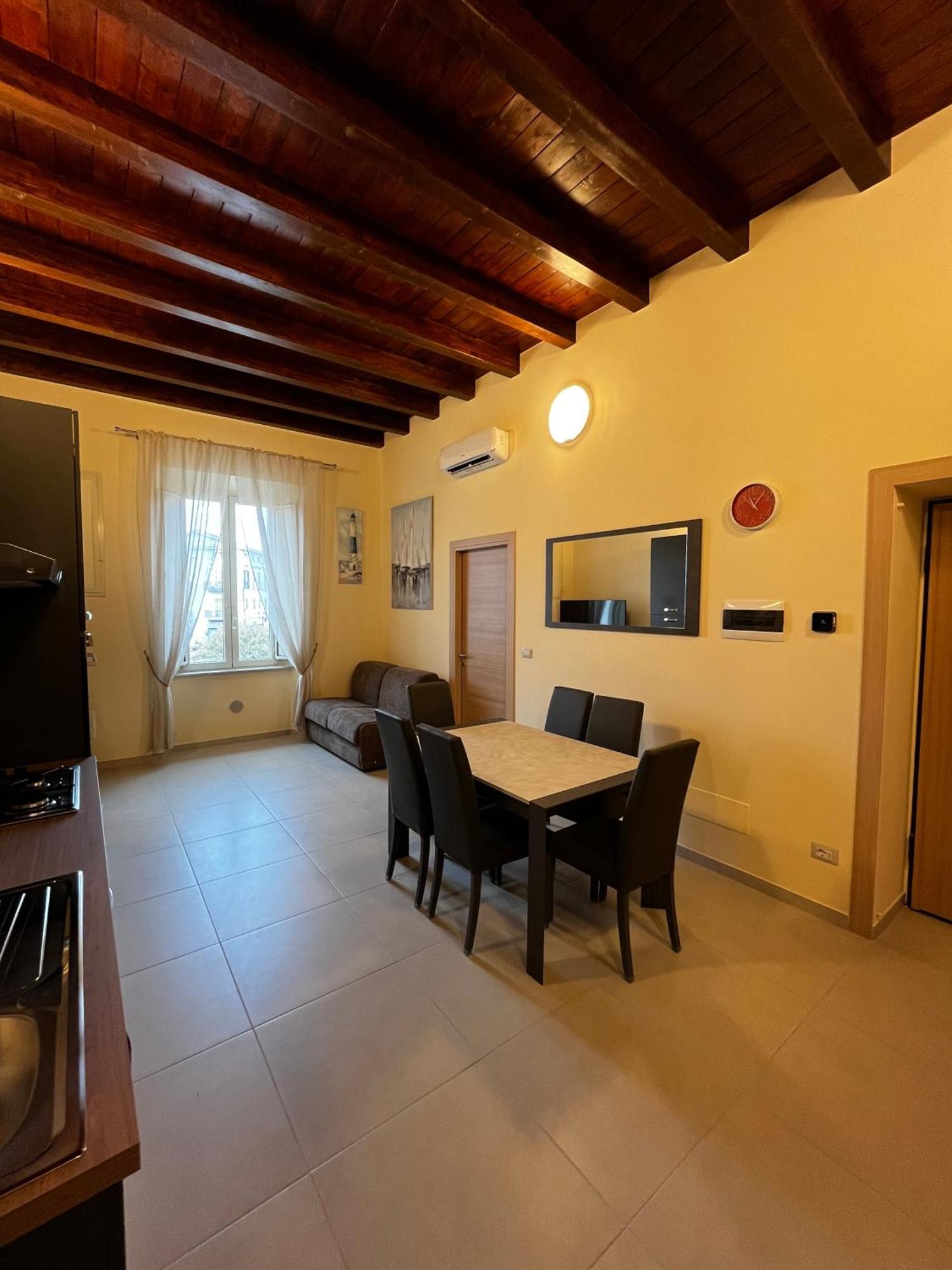 In Centro Rooms And Apartments Isola di Liri Exteriér fotografie